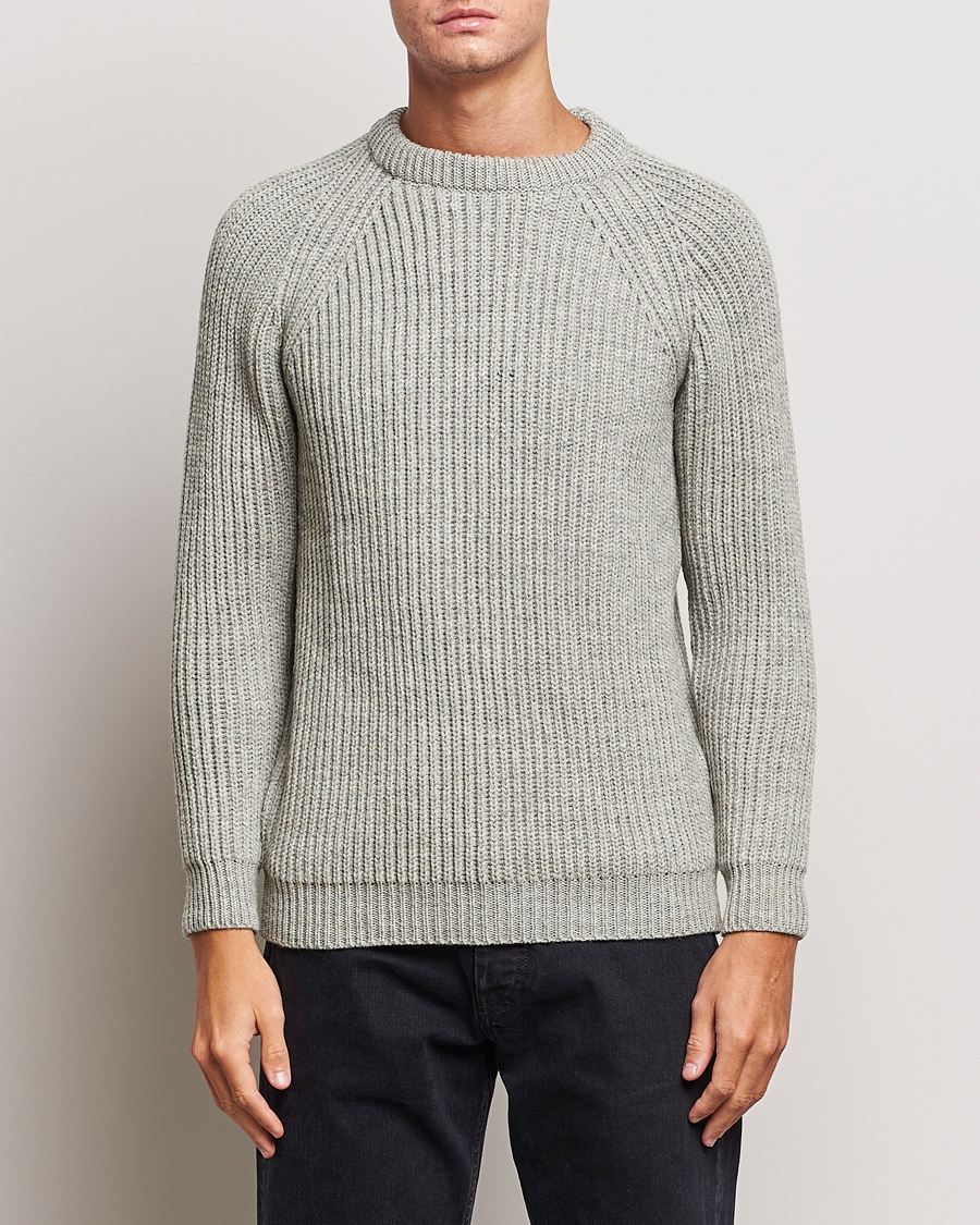 Mies |  | Gloverall | Fisherman Rib Chunky Wool Crew Light Grey