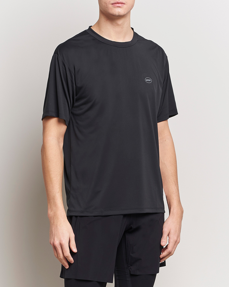 Mies | Vaatteet | Satisfy | AuraLite T-Shirt Black