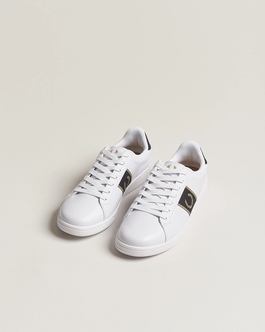 Mies | Fred Perry | Fred Perry | B721 Leather Sneaker White/Warm Grey