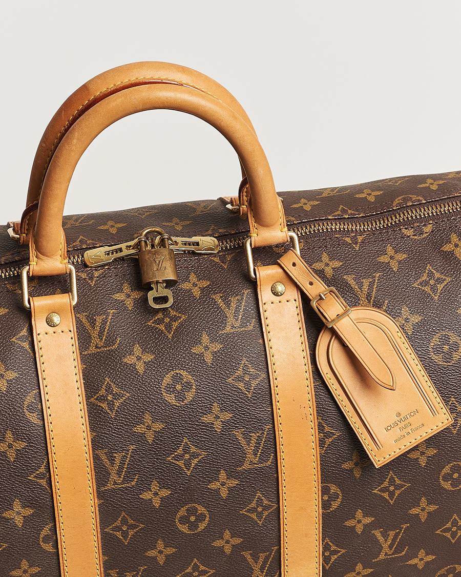 Louis Vuitton laukku ja huivi