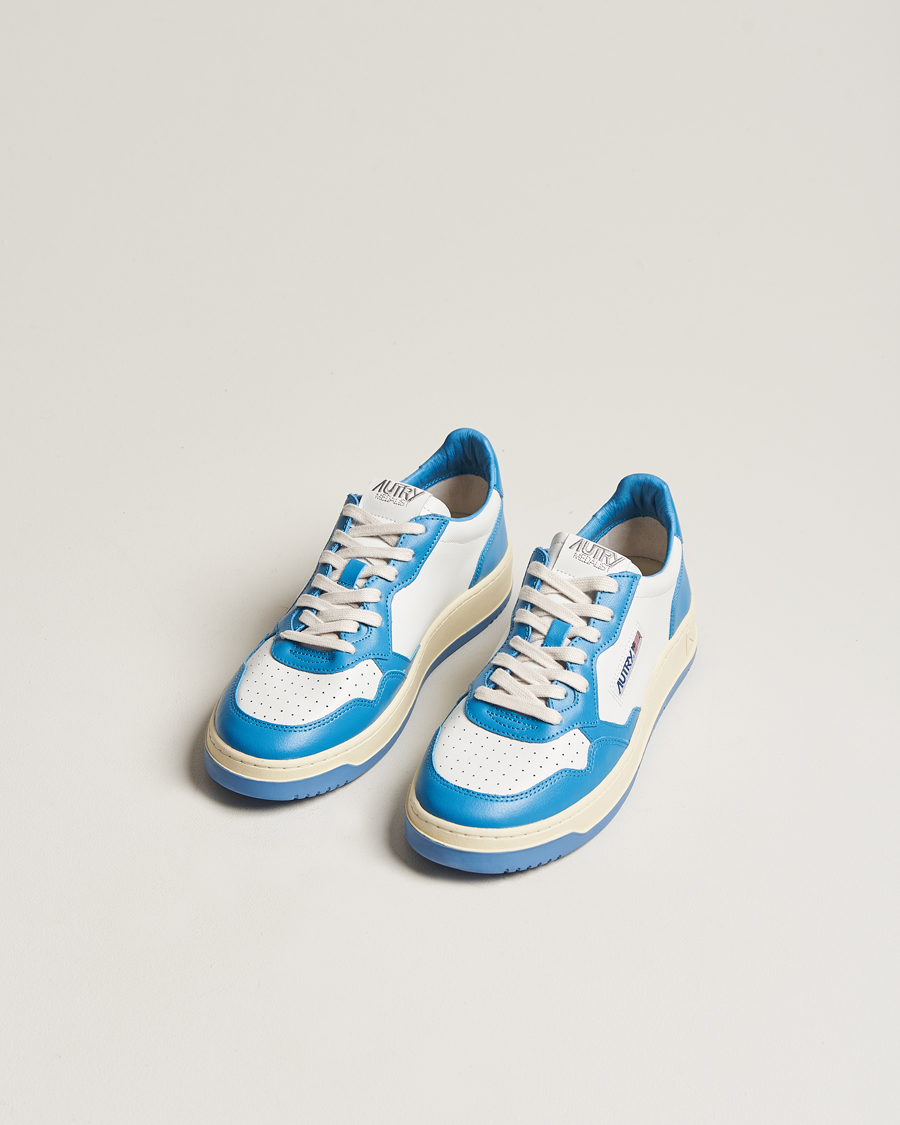 Mies |  | Autry | Medalist Low Bicolor Leather Sneaker White/Blue