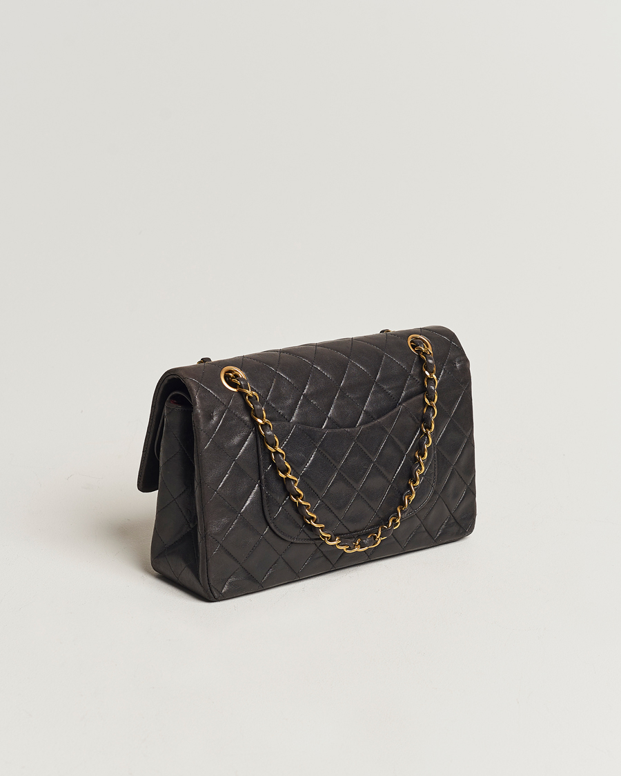 Mies | Chanel Pre-Owned Classic Medium Flap Bag Calf Leather Black | Chanel Pre-Owned | Classic Medium Flap Bag Calf Leather Black