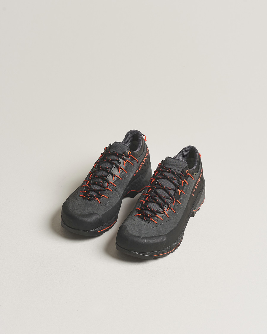Mies | Maastojuoksukengät | La Sportiva | TX4 Evo GTX Hiking Shoes Carbon/Cherry Tomato