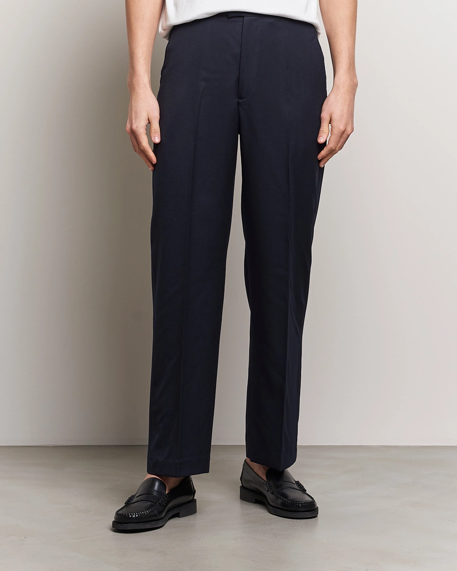 Mies | Uutuudet | A Day's March | Edward Relaxed Wool Trousers Navy
