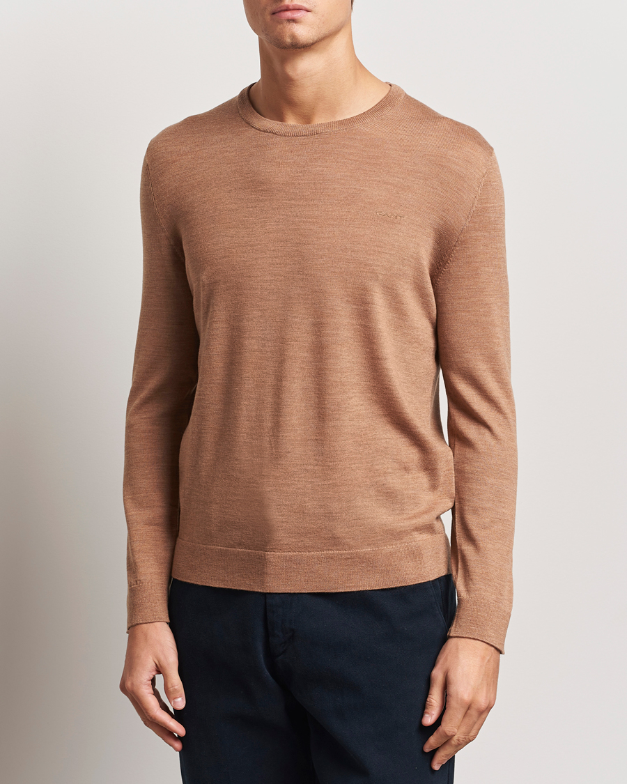 Mies |  | GANT | Extrafine Merino Wool C-Neck Dk Sand Melange