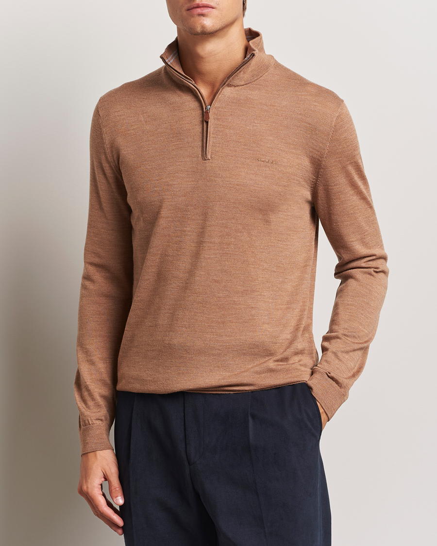 Mies |  | GANT | Extrafine Merino Wool Half Zip Dk Sand Melange