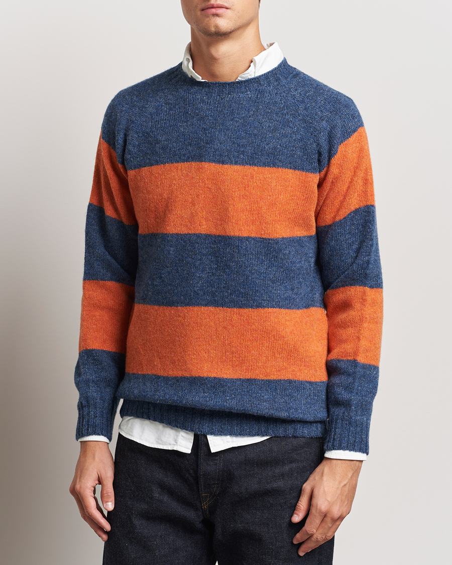 Mies |  | Harley Of Scotland | Block Stripe Lambswool Crewneck Blue/Orange