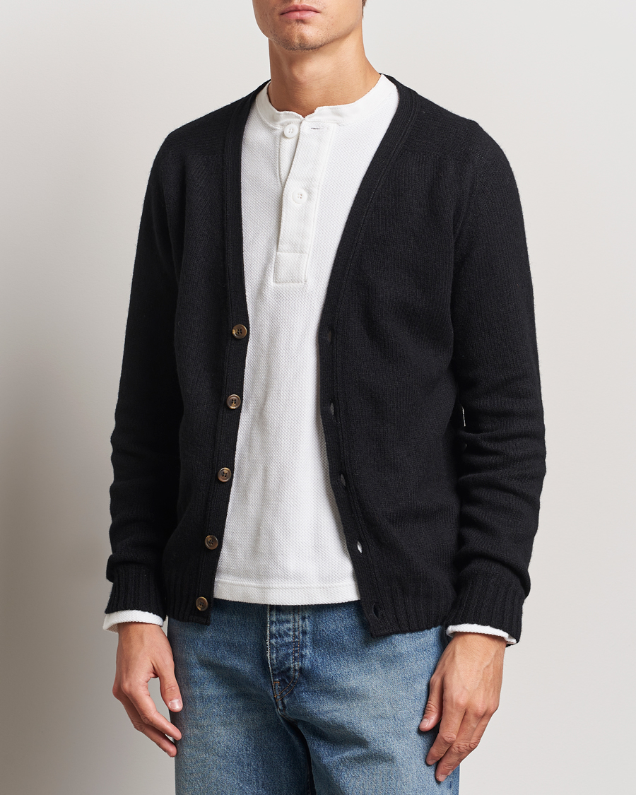 Mies |  | Harley Of Scotland | Supersoft Lambswool Cardigan Black