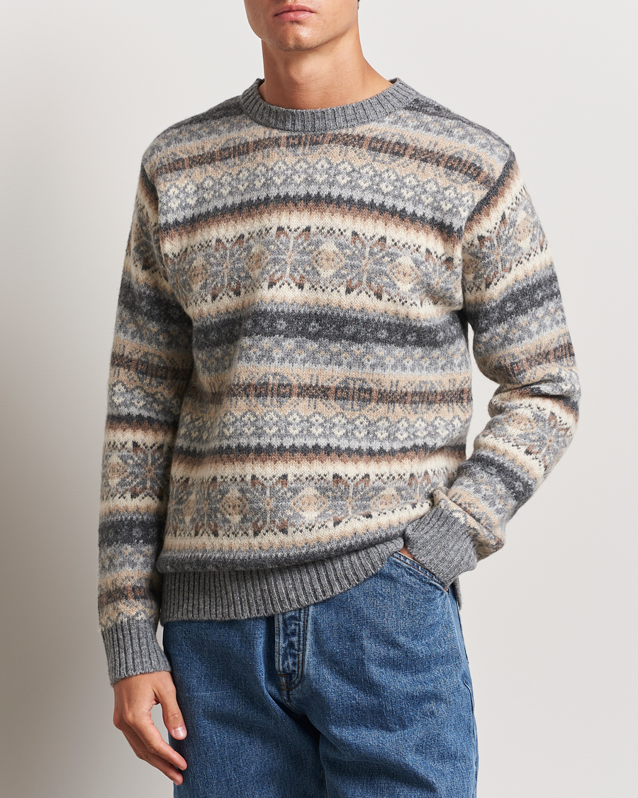 Mies | Harley Of Scotland | Harley Of Scotland | Supersoft Lambswool Fairisle Crewneck Grey