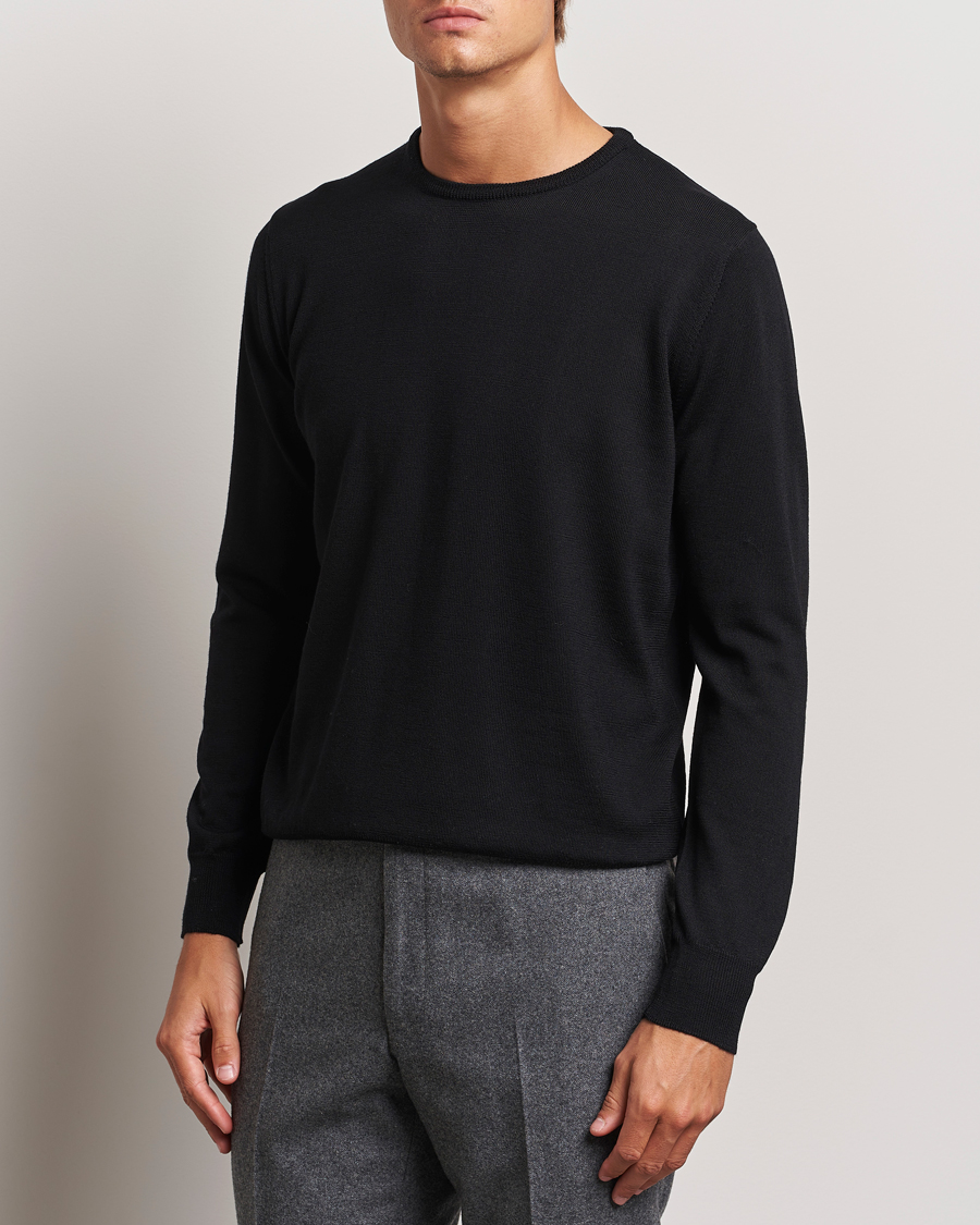 Mies | Puserot | Morgano | Extra Fine Merino Wool Crewneck Black