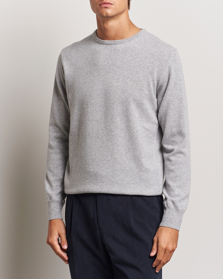 Mies | O-aukkoiset neulepuserot | Morgano | Wool/Cashmere Crewneck Mid Grey