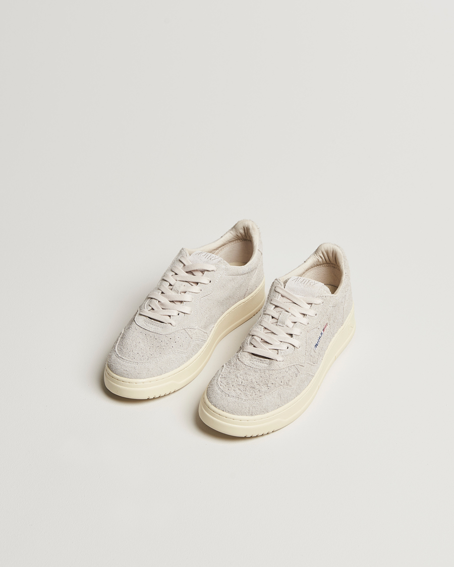Mies |  | Autry | Medalist Low Suede Sneaker White