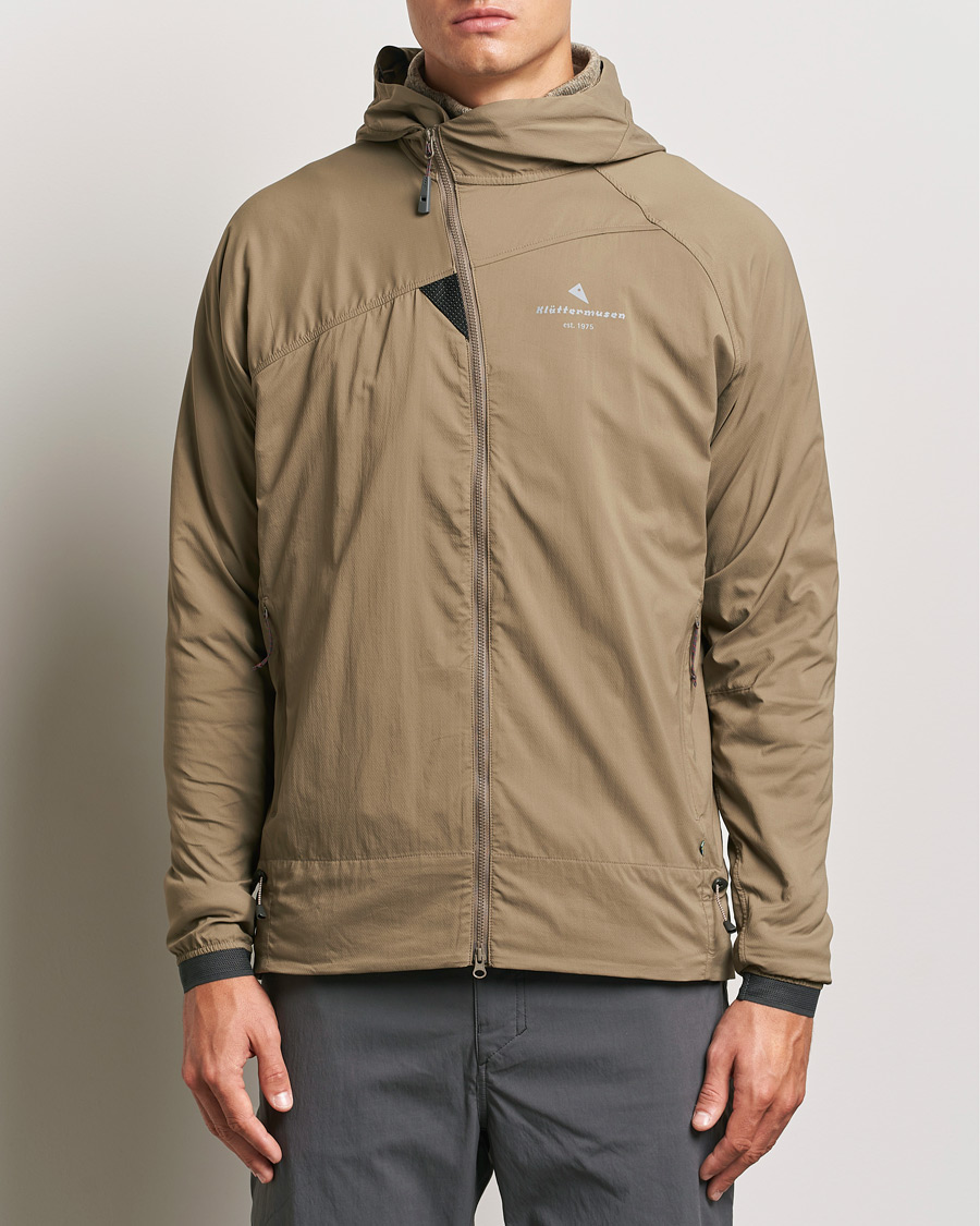 Mies | Kuoritakit | Klättermusen | 74 Levitend Active Hooded Jacket Dark Khaki