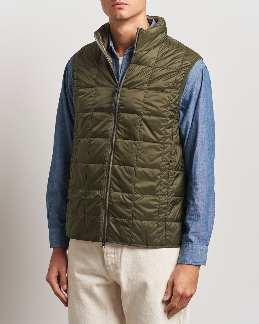 Mies | Takit | TAION | High Neck Full Zip Lightweight Down Vest Dark Olive