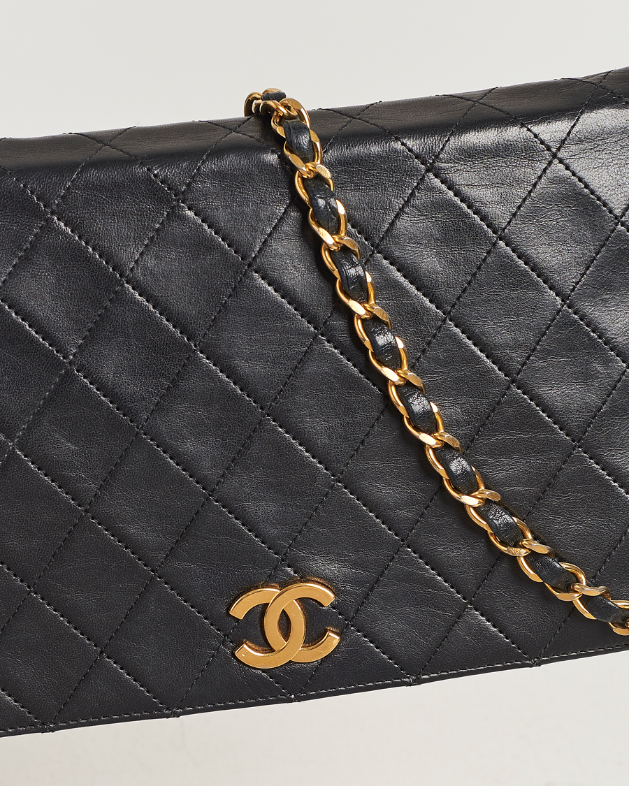 Mies | Chanel Pre-Owned Single Full Flap Bag Black Lambskin | Chanel Pre-Owned | Single Full Flap Bag Black Lambskin