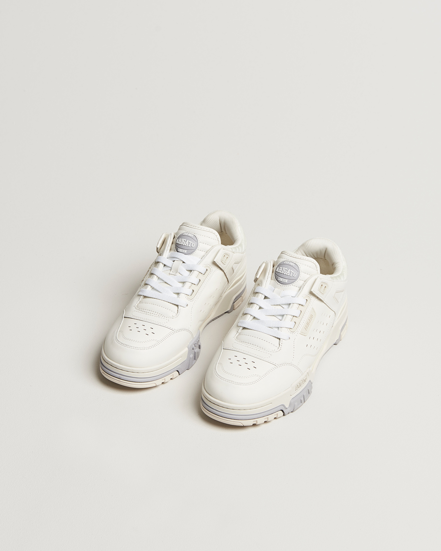 Mies |  | Axel Arigato | Onyx Sneaker White/Beige