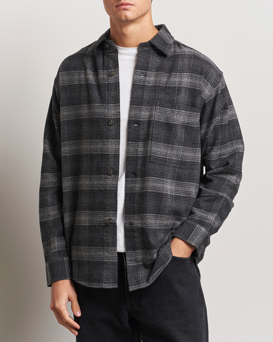 Mies |  | NN07 | Adwin Checked Flannel Overshirt Black/Grey