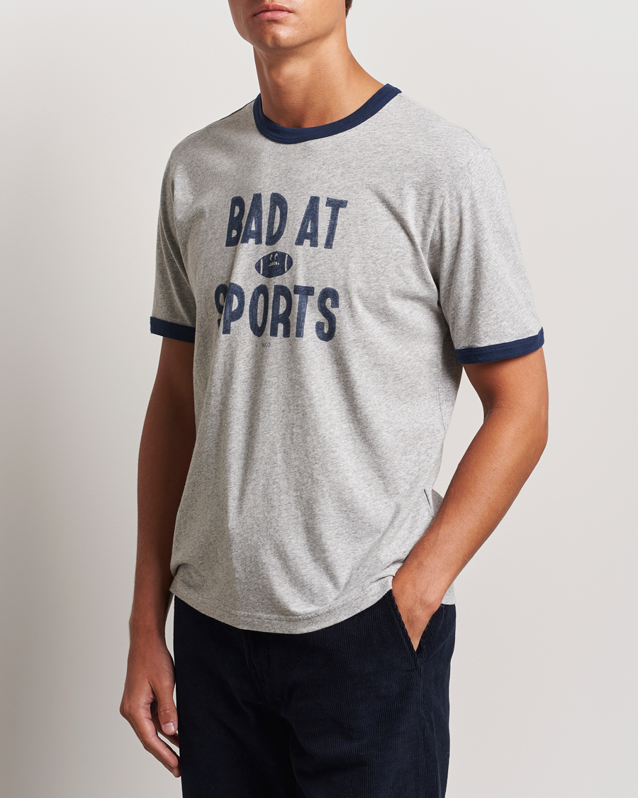 Mies | Nudie Jeans | Nudie Jeans | Ricky Bad At Sport T-Shirt Grey Melange