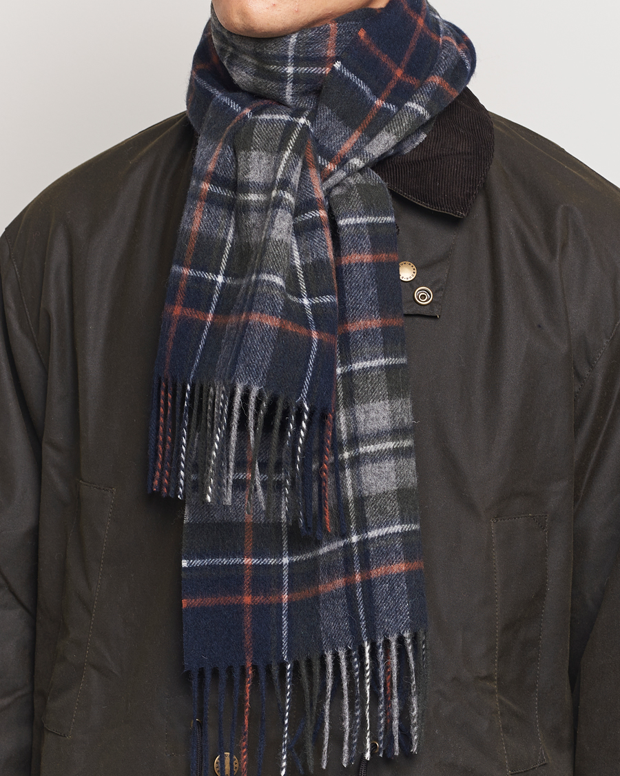 Mies |  | Barbour Lifestyle | Lambswool/Cashmere New Check Tartan Navy/Dark Ginger