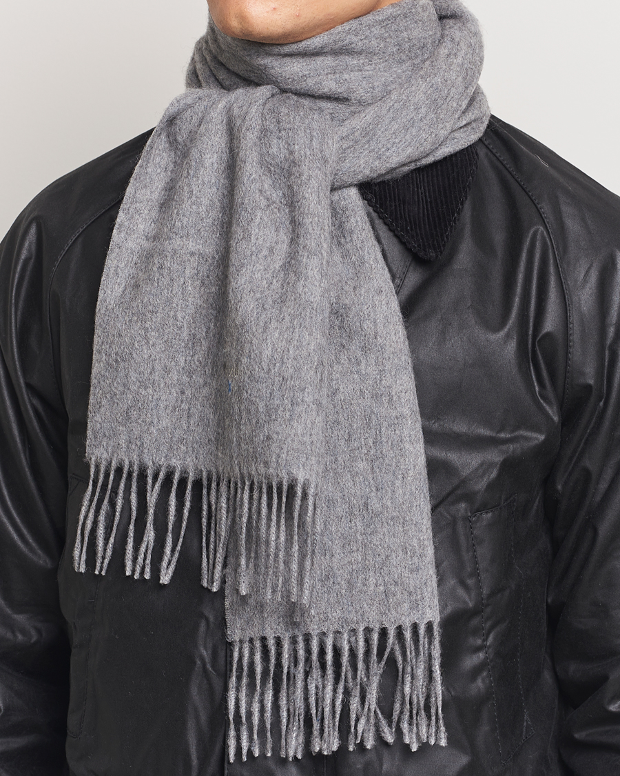 Mies |  | Barbour Lifestyle | Plain Lambswool Scarf Light Grey Marl