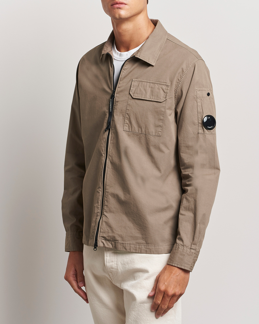 Mies | Kauluspaidat | C.P. Company | Organic Cotton Gabardine Zip Overshirt Taupe