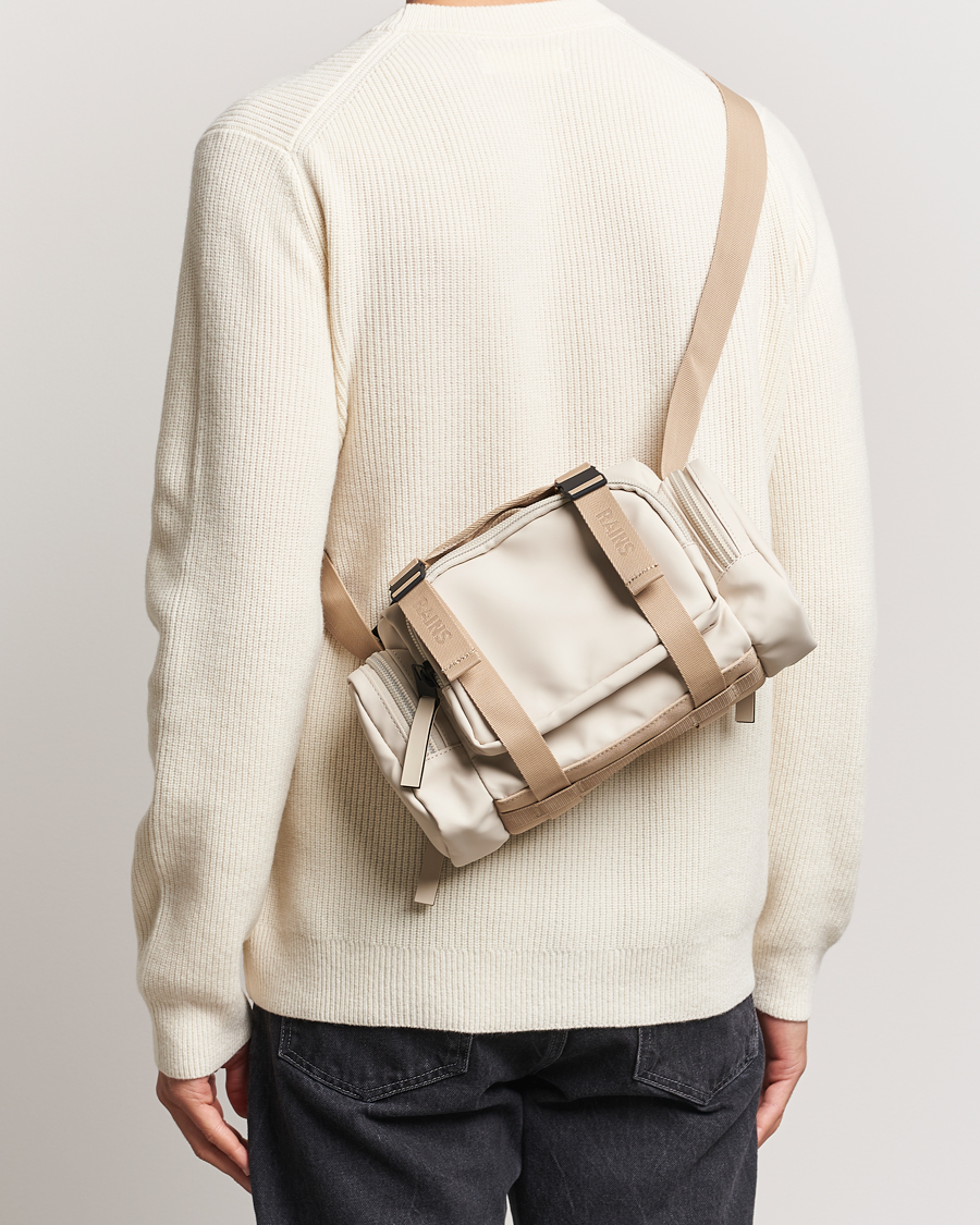 Mies |  | RAINS | Trail Crossbody Bag Dune