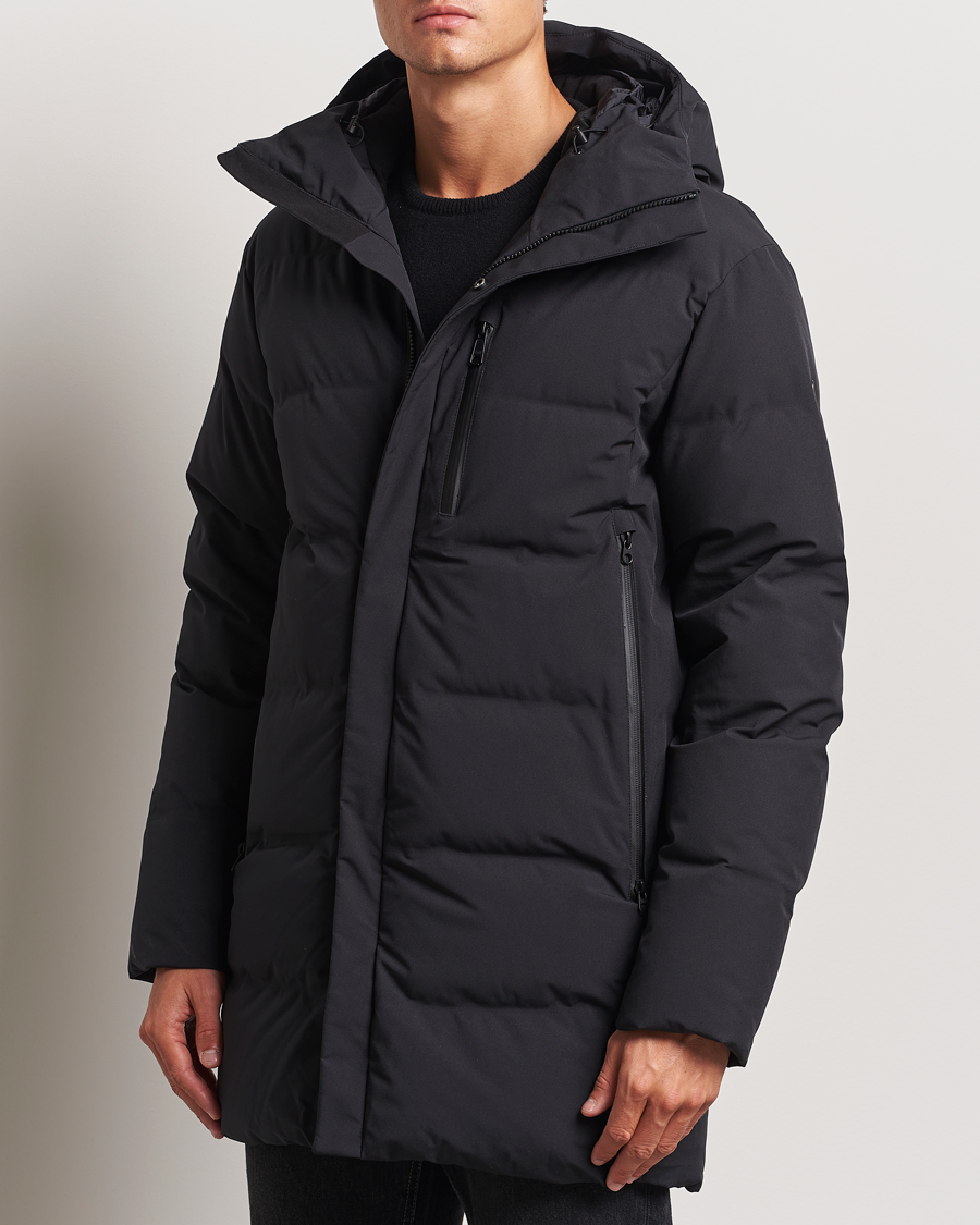 Mies |  | Scandinavian Edition | Radian Hooded Parka Onyx