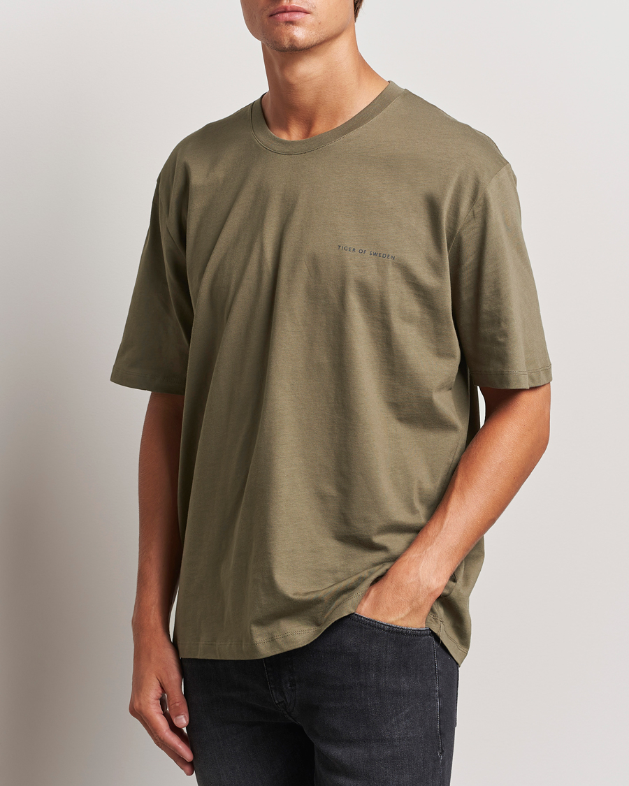 Mies |  | Tiger of Sweden | Pro Cotton Logo T-Shirt October Sage