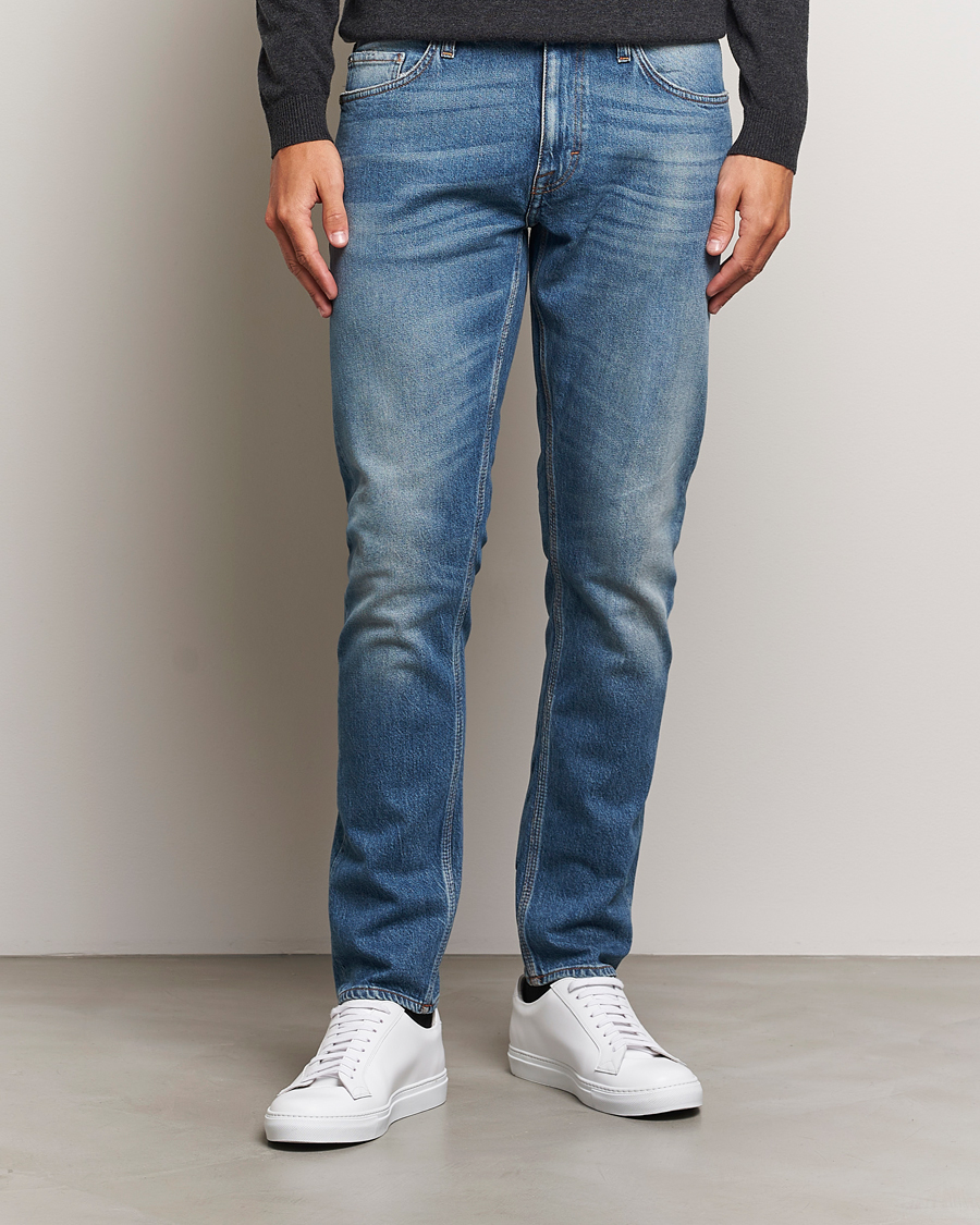 Mies |  | Tiger of Sweden | Pistolero Stretch Cotton Jeans Medium Blue