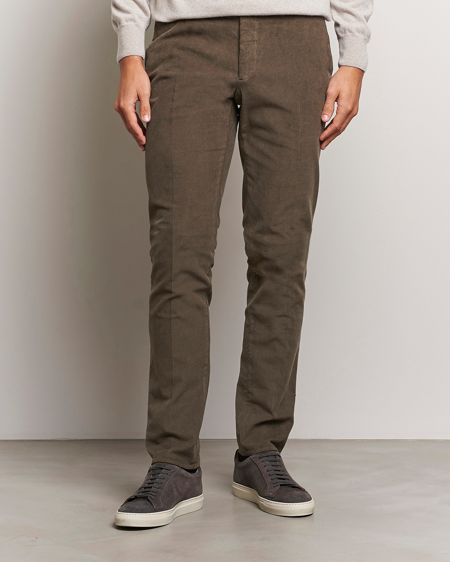 Mies | Slowear | Incotex | Slim Fit Baby Corduroy Trousers Brown