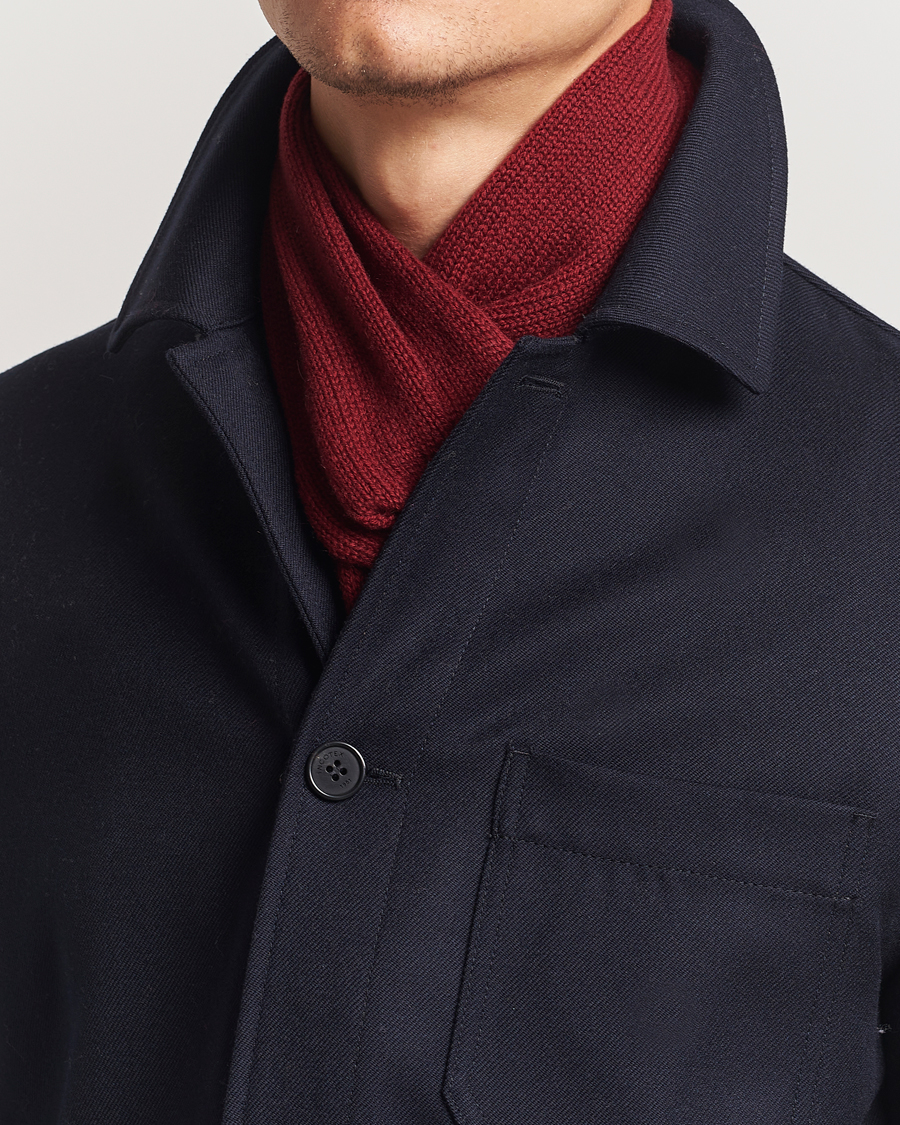 Mies |  | Piacenza Cashmere | Short Loop Cashmere Scarf Burgundy