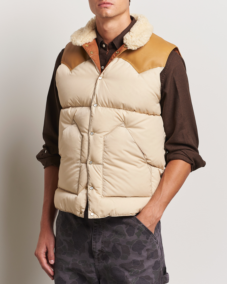 Mies | Syystakit | Rocky Mountain Featherbed | Christy Vest Light Beige