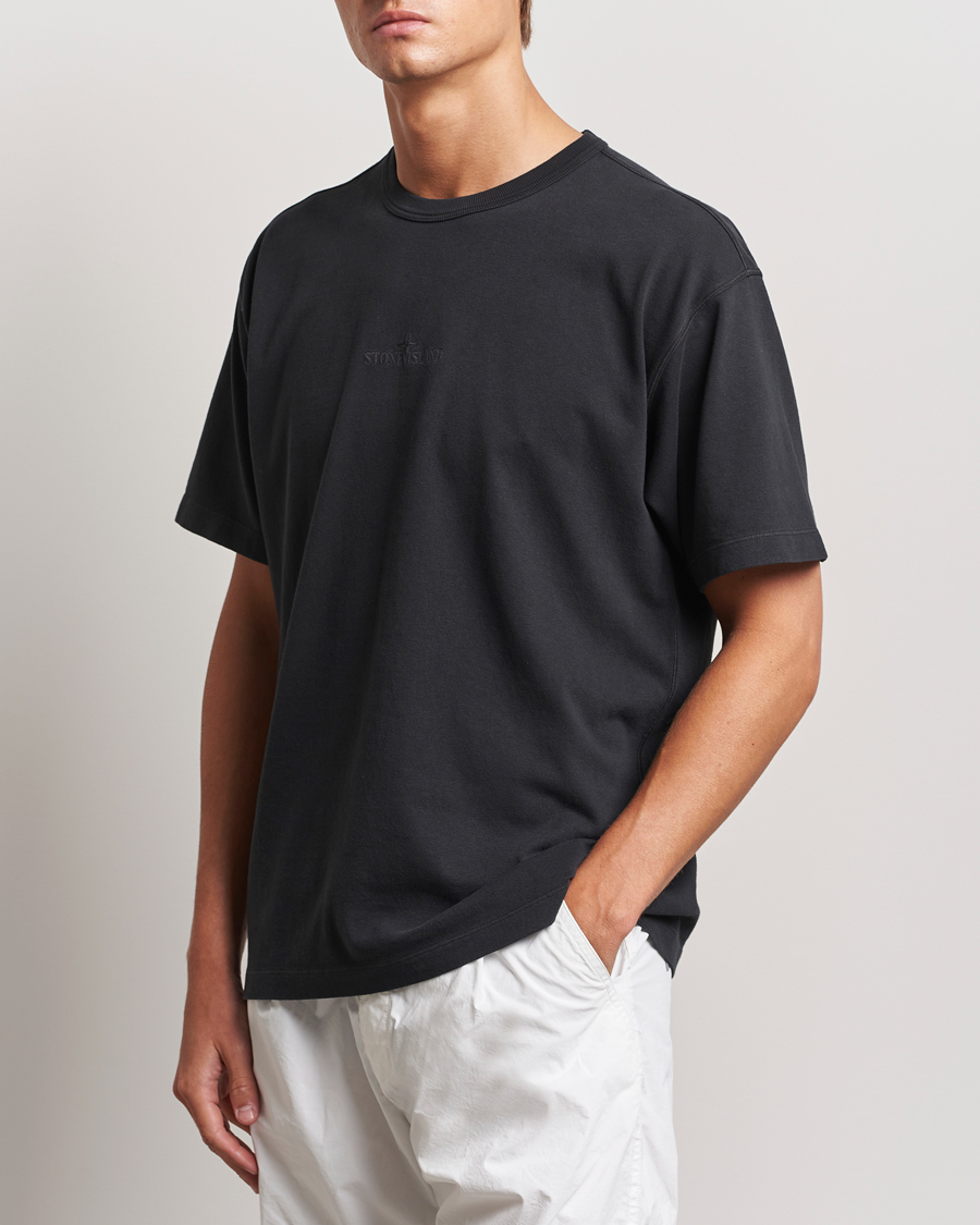 Mies |  | Stone Island | Old Dyed Cotton Logo T-Shirt Black
