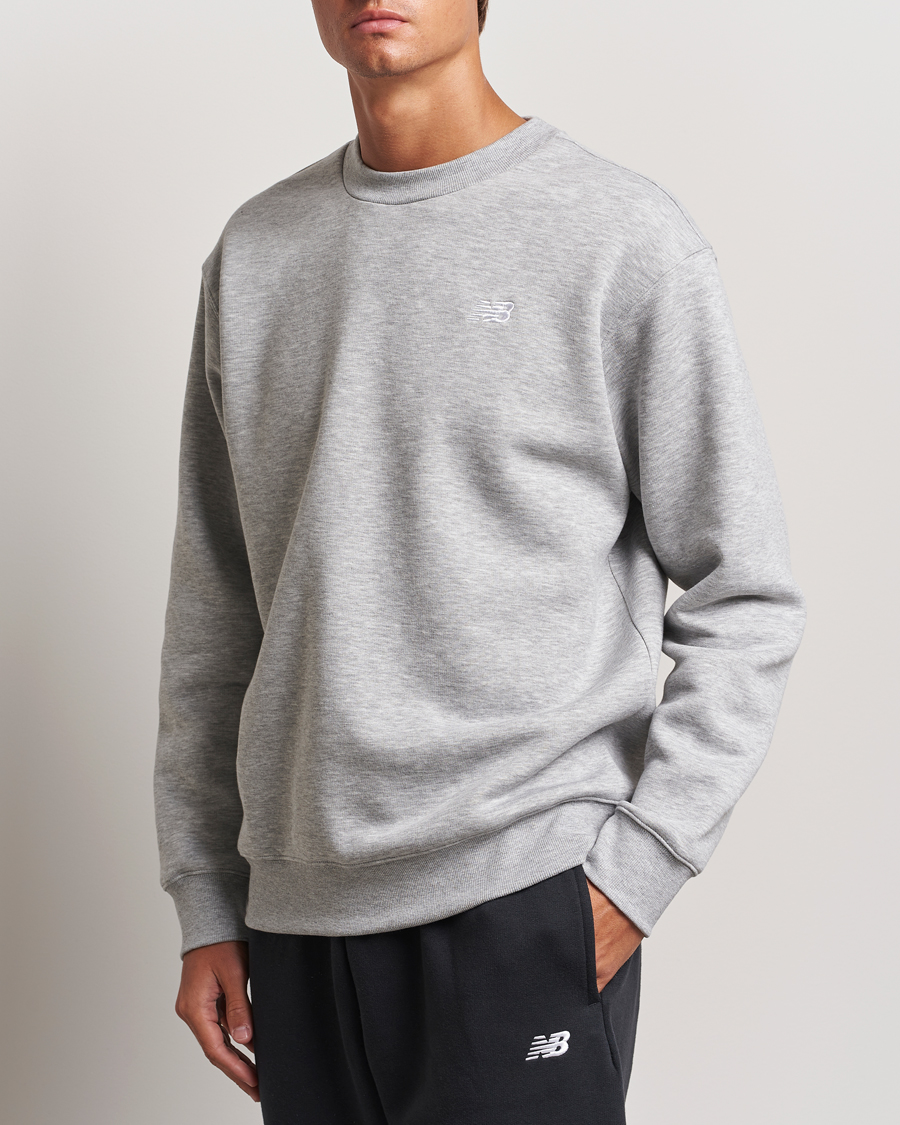 Mies | Uutuudet | New Balance | Essentials Fleece Sweatshirt Athletic Grey