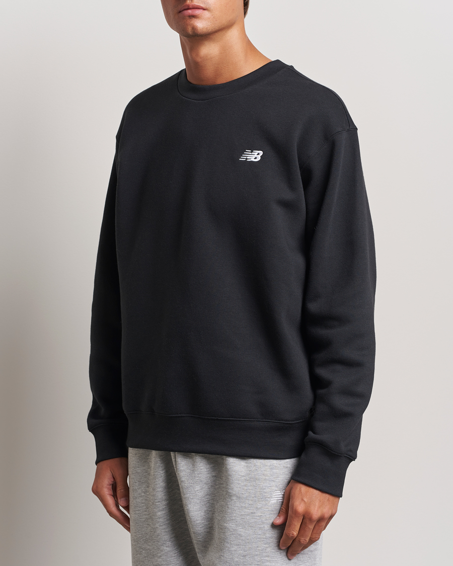 Mies | Vaatteet | New Balance | Essentials Fleece Sweatshirt Black