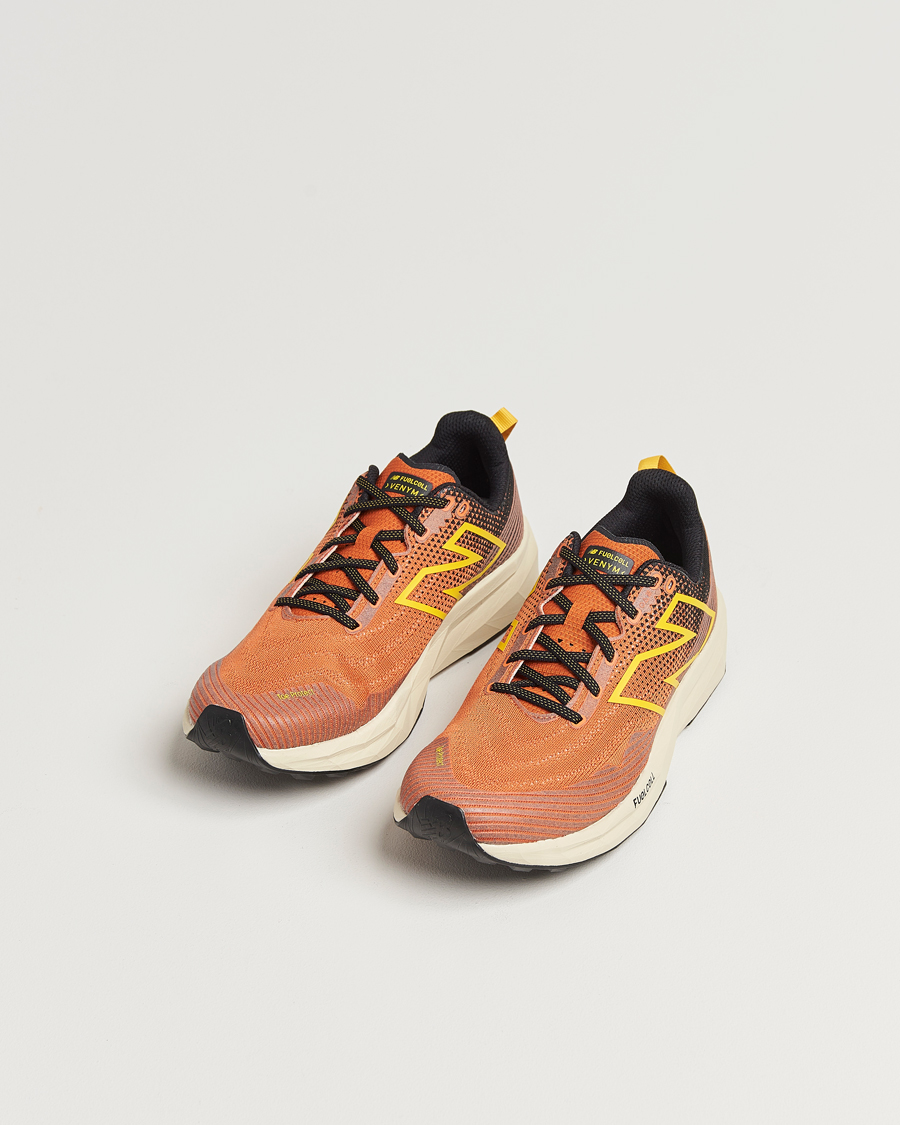 Mies |  | New Balance Running | FuelCell Venym  Infield Clay