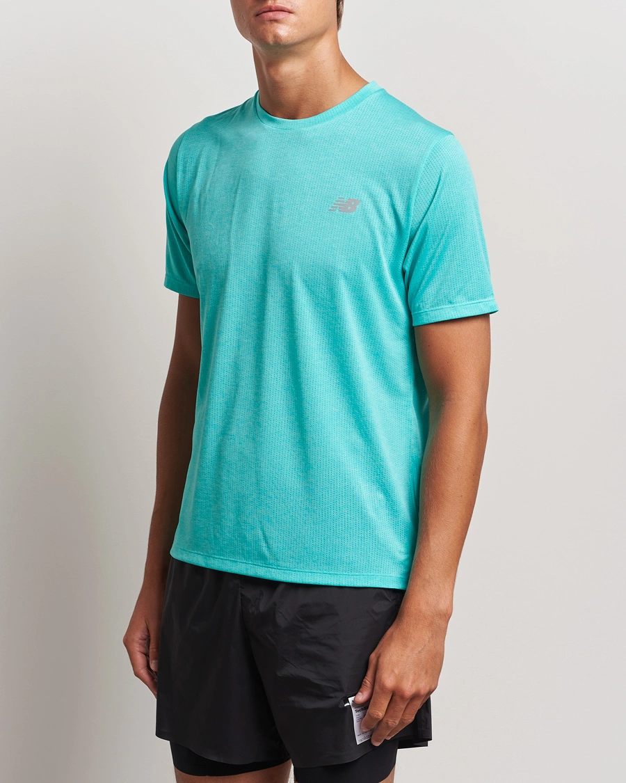 Mies |  | New Balance Running | Athletics Run T-Shirt Cyber Jade