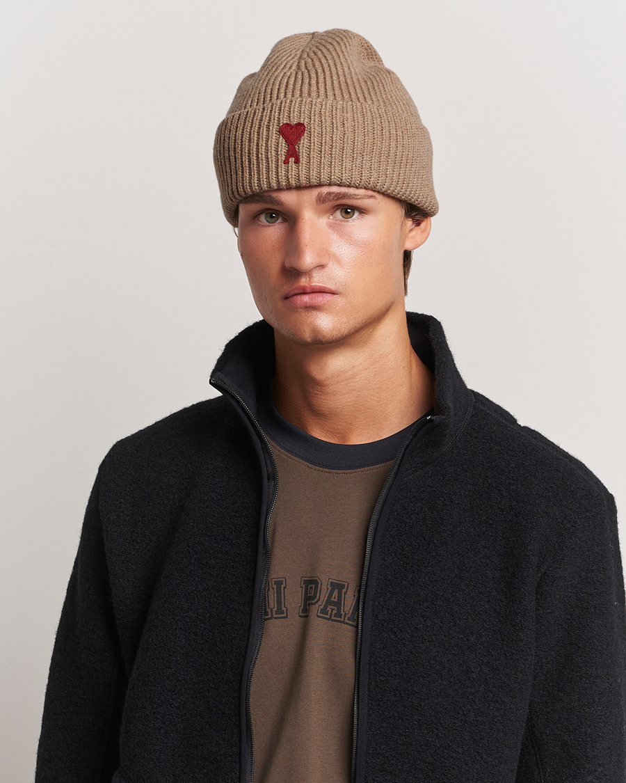 Mies |  | AMI | Heart Logo Beanie Camel