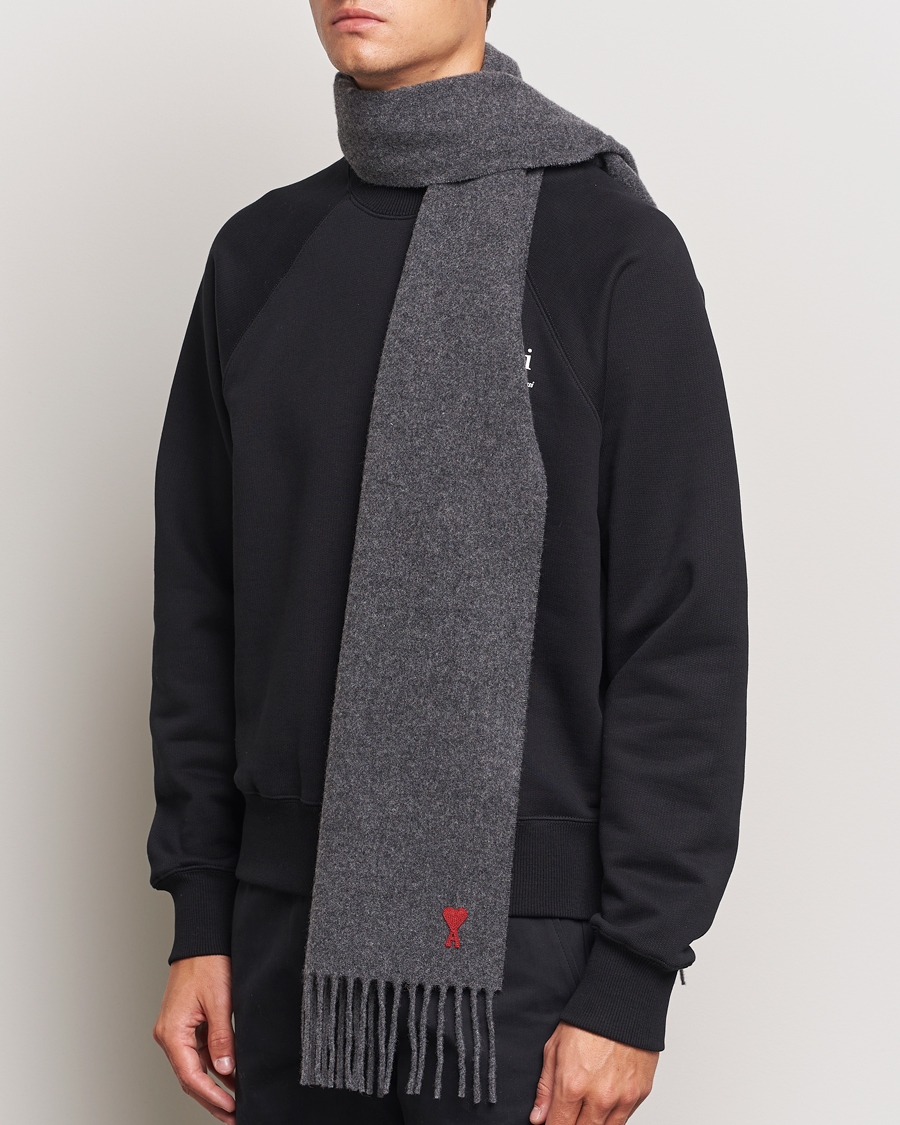 Mies |  | AMI | Heart Logo Scarf Dark Grey