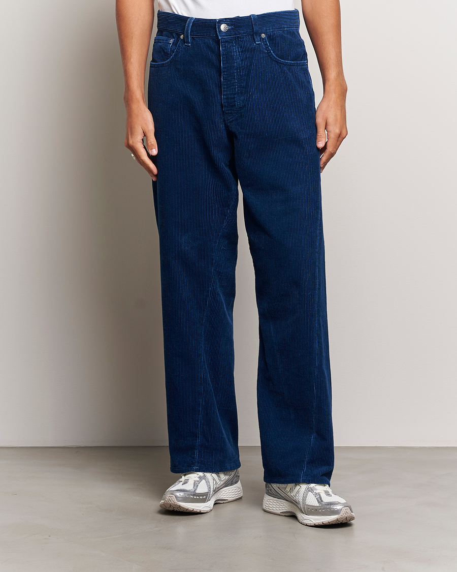 Mies | Vakosamettihousut | Sunflower | Wide Twist Corduroy Pants Indigo