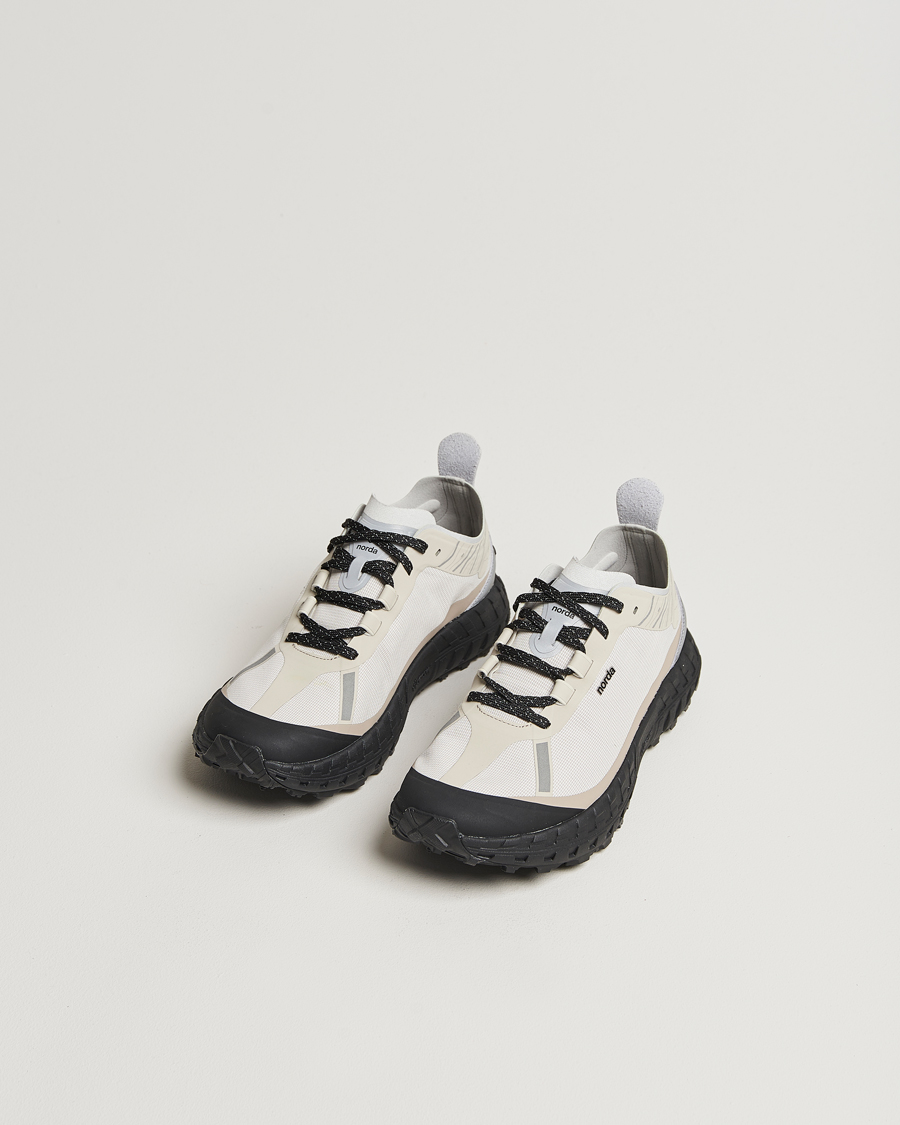 Mies |  | Norda | 001 Running Sneakers Cinder