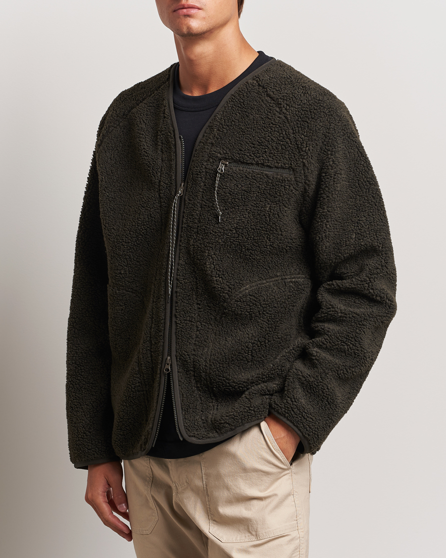 Mies |  | Peak Performance | Heavy Pile Oversized Cardigan Olive Extreme