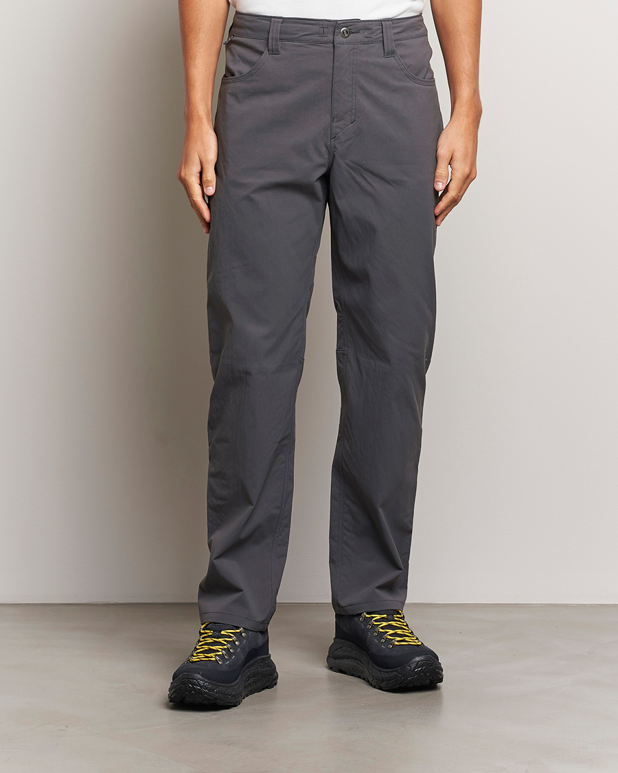 Mies | Housut | Patagonia | Quandry Pants Forge Grey