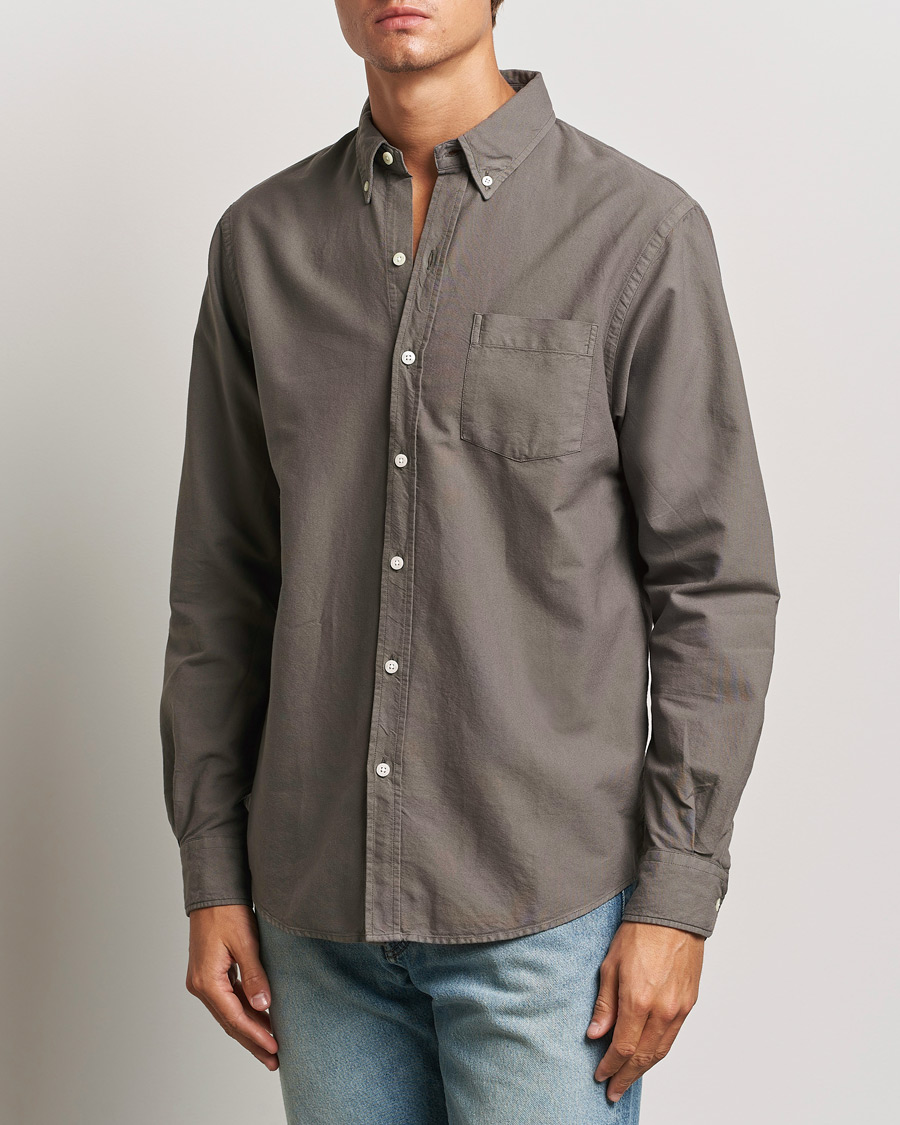 Mies |  | Colorful Standard | Classic Organic Oxford Button Down Shirt Storm Grey