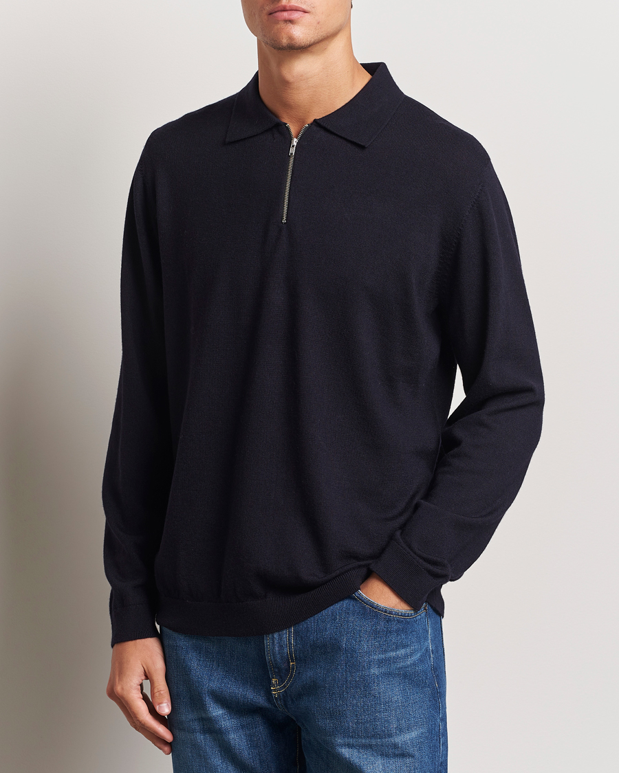 Mies | Puserot | A Day\'s March | Thompson Merino Half-Zip Polo Navy