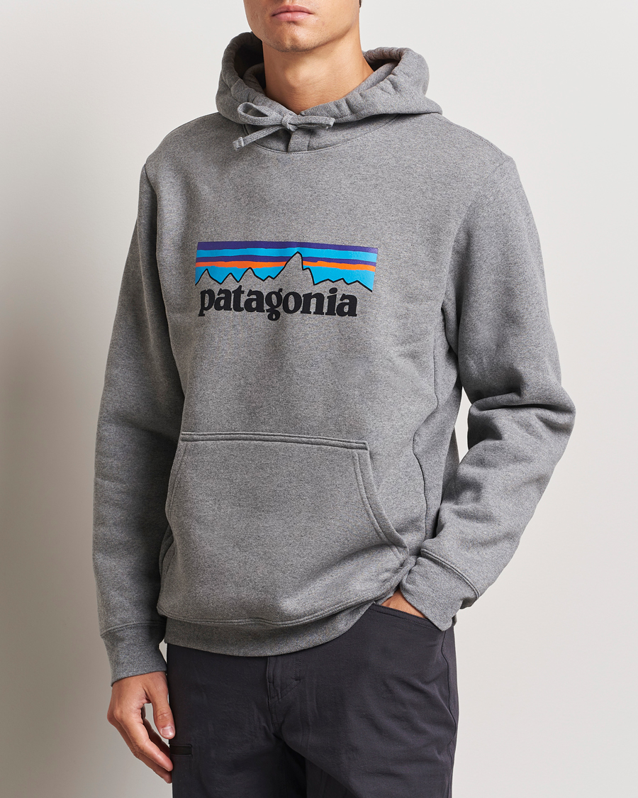 Mies |  | Patagonia | P-6 Logo Uprisal Hoody Gravel Heather