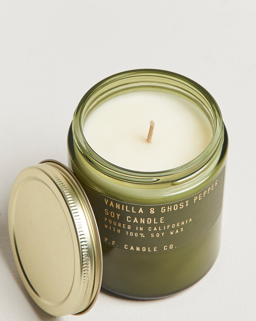 Mies |  | P.F. Candle Co. | Soy Candle No. 18 Vanilla & Ghost Pepper 204g 