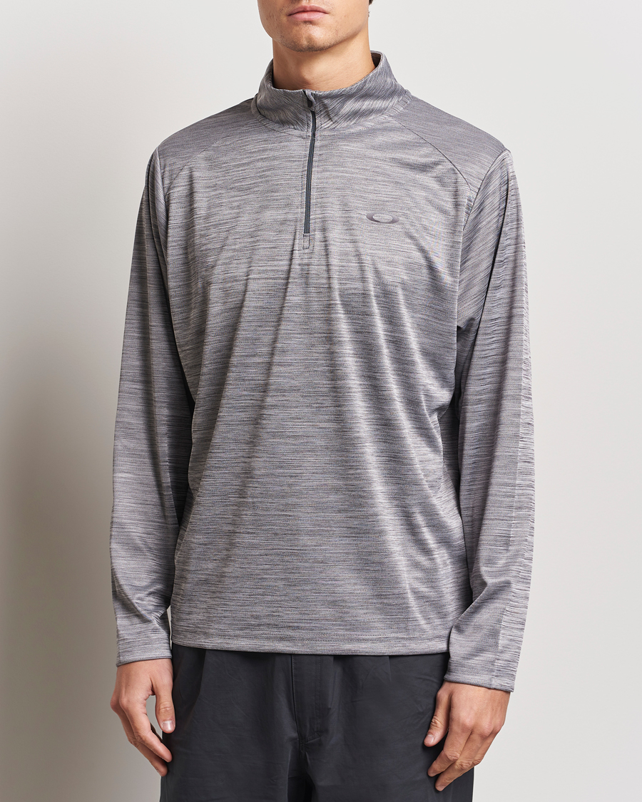 Mies |  | Oakley | Foundational 1/4 Zip Uniform