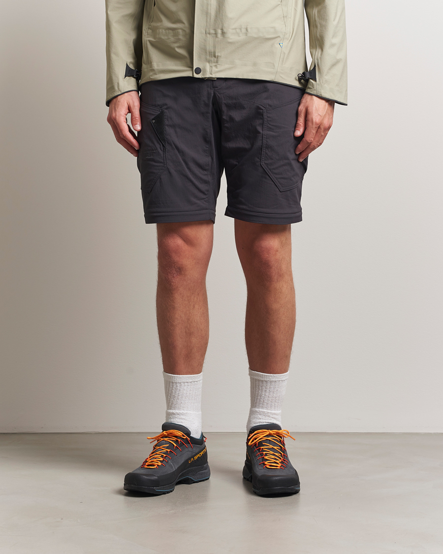 Mies | Housut | Klättermusen | Jorid Zip Off Pants Raven