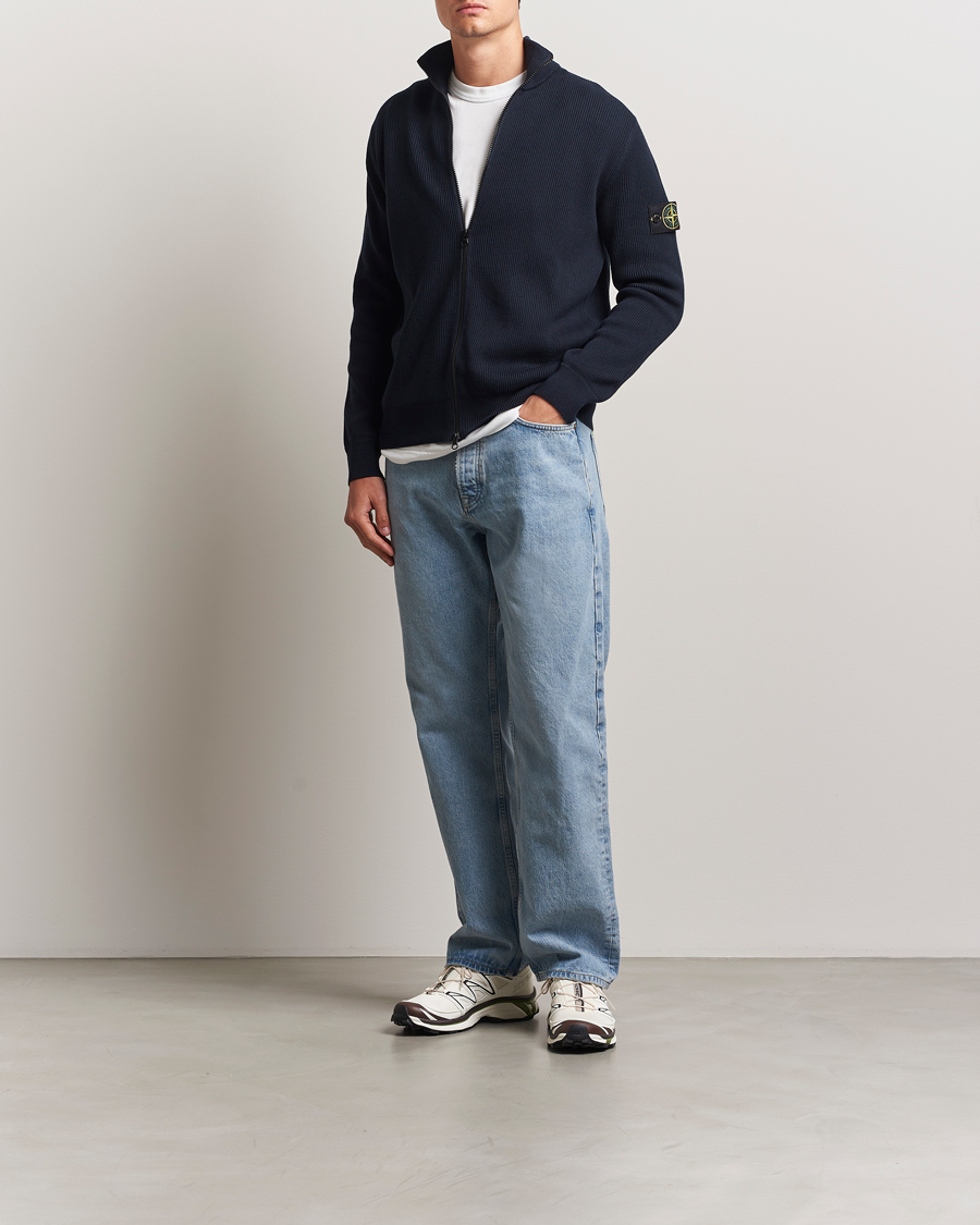 Mies | Puserot | Stone Island | Ribbed Soft Organic Cotton Full Zip Navy Blue